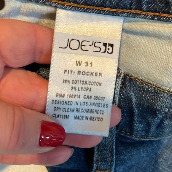 JOE’S  JEANS size 31 blue jeans  “The ROCKER”straight leg ankle like new