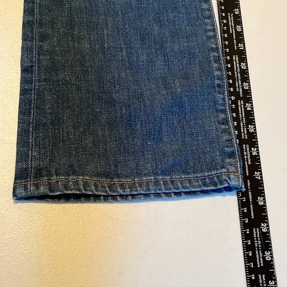 JOE’S  JEANS size 31 blue jeans  “The ROCKER”straight leg ankle like new