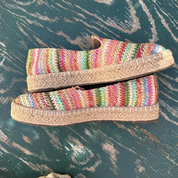 Joie &quot;Cara&quot; platform striped raﬃa jute espadrilles size 9M
