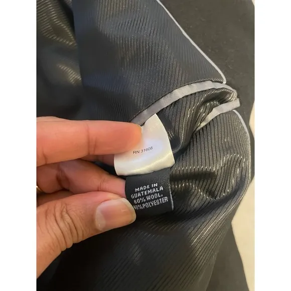 Jos. A. Bank - Executive Fit Topcoat / Black / 40R / NWT