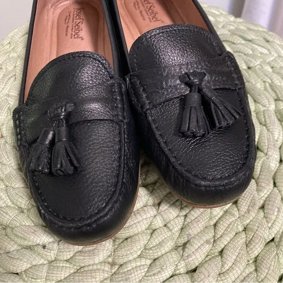 Josef Seibel Elina Black Driving Moccasin Tassel Comfort Flat Loafers