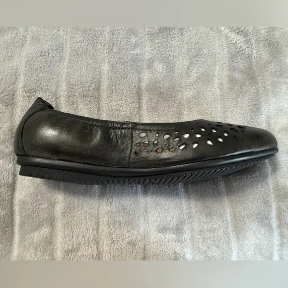 Josef Seibel Pippa 29 Nesty Oil Black Leather Ballerina Flats EU 36 US 5 to 5.5