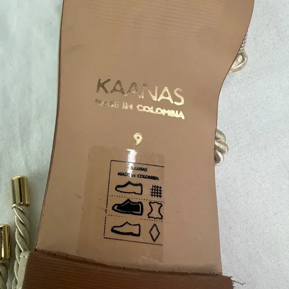 Kaanas Alena Oat Ankle Wrap Sandals with Leather Women’s Size 9 New no box