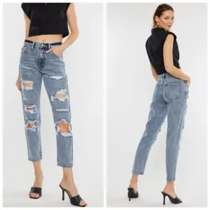 KanCan Karen High Rise Mom Distressed Denim Cropped Jeans 13/30 NWT