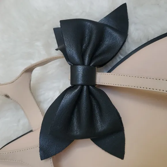 Karl Lagerfeld Goldie Elegant Leather Black Bow Women's Sandals Size 11