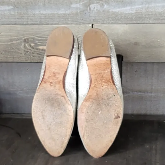 kate spade New York Carima Metallic Silver 100% Soft Leather Flats Mocca…