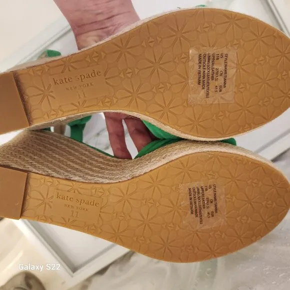 Kate Spade Tianna Green Suede Wedge Sandals. NIB. Size 11