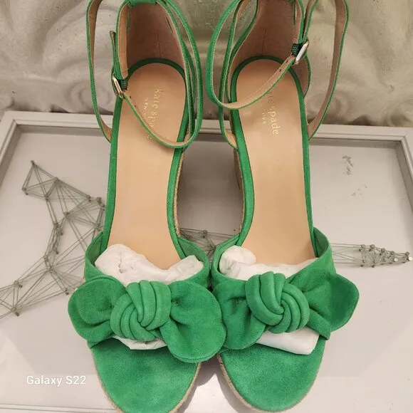 Kate Spade Tianna Green Suede Wedge Sandals. NIB. Size 11