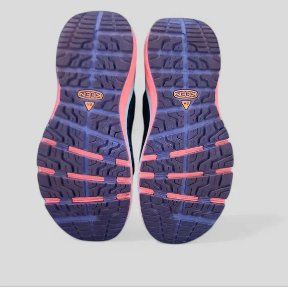 Keen‎ Blue and Pink Sneakers with Breathable Mesh and Sleek Design
