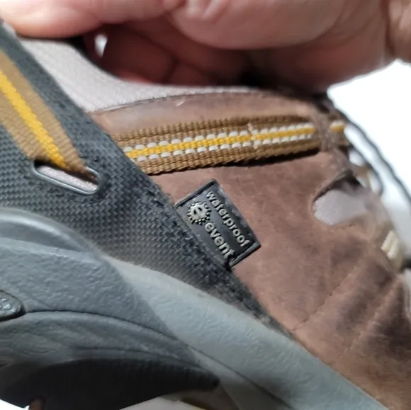 Keen Targhee Brown Leather Sneakers Men's 8.5 Waterproof EVent