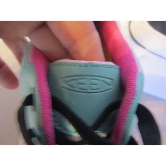 Keen Utility Sparta ll Womens NIB Sneakers Barely Pink Retail $170 Size 8