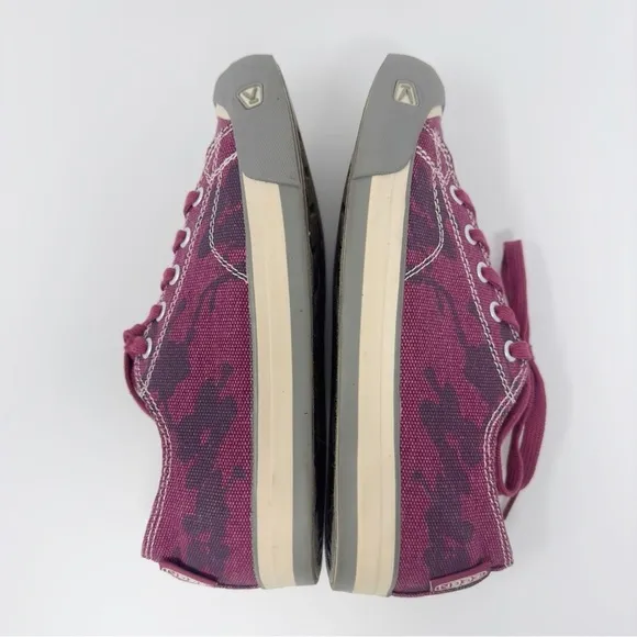 Keen Ventura Canvas Trail Sneakers