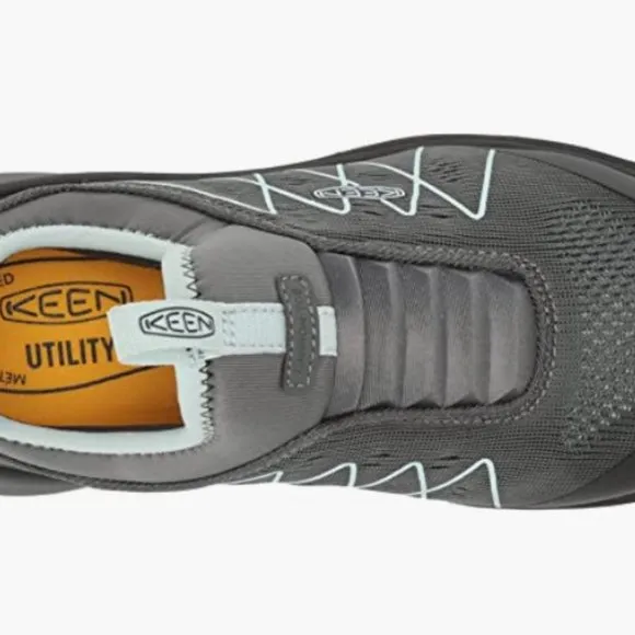 KEEN:  WOMEN UTILITY - SLIP-ON SHOES - INDUSTRIAL WORK SNEAKERS  (7.5 WIDE)