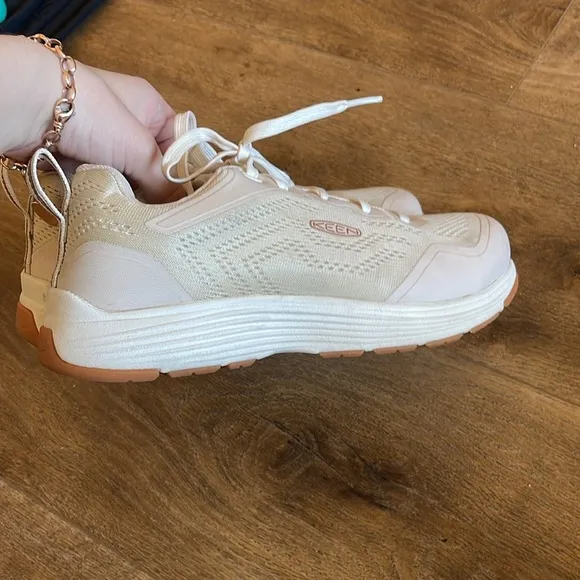 KEEN Women's sneakers
