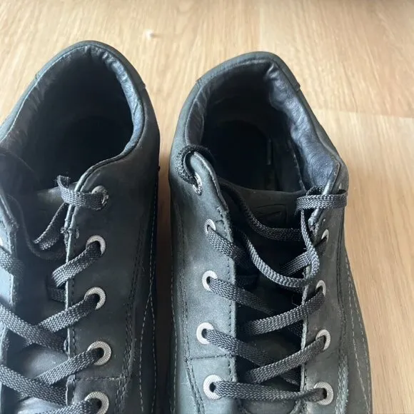 Keen Women's Toyah Shoes Size 10 Black Leather Trail Hiking Walking Sneakers
