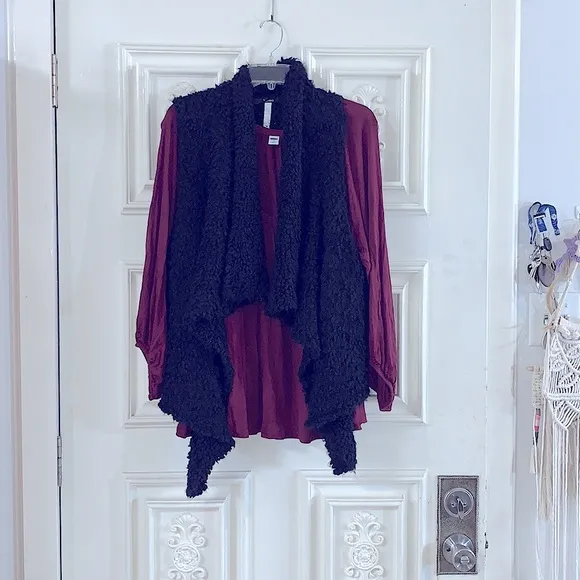 🖤Kensie’s Women’s Black Super Soft Faux Fur Bobble Vest Draped, Very Flattering