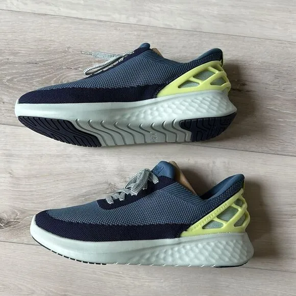 Kizik Athens sneakers stretch material Womens 11.5W Coronet Blue/Surf Spray Nwot