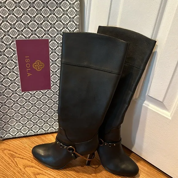 KNEE HIGH BOOTS