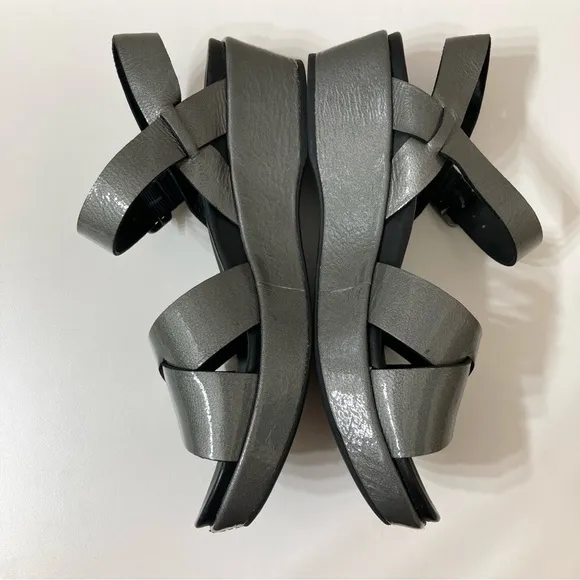 Kork-Ease Myrna 2.0 Metallic Gray Ankle Strap Platform Wedge Sandals 7 Summer