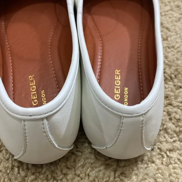 Kurt Geiger Kensington ballerina flat white rhinestone bow girl’s 4 Women’s 5.5