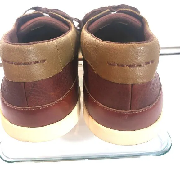 Lacoste size 12  Mens leather loafers two tone  B4  Top A