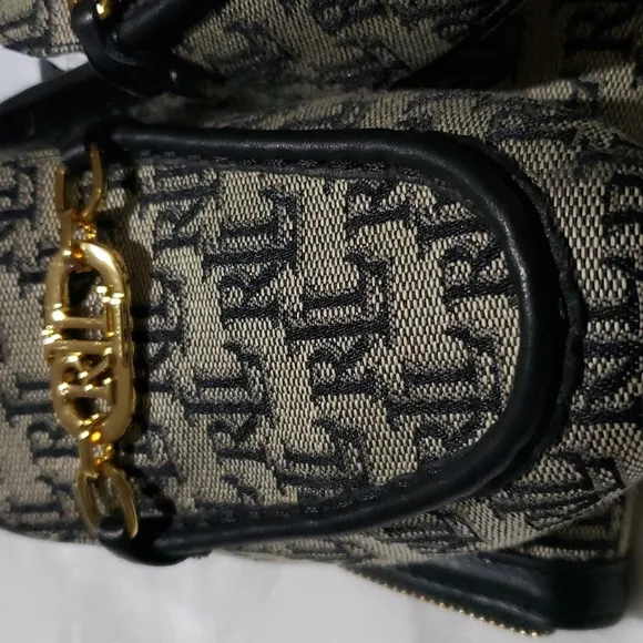 Lauren Ralph Lauren Averi Monogram Jacquard WALLET and LOAFERS. (SIZE 9)‎