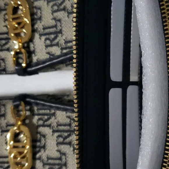 Lauren Ralph Lauren Averi Monogram Jacquard WALLET and LOAFERS. (SIZE 9)‎