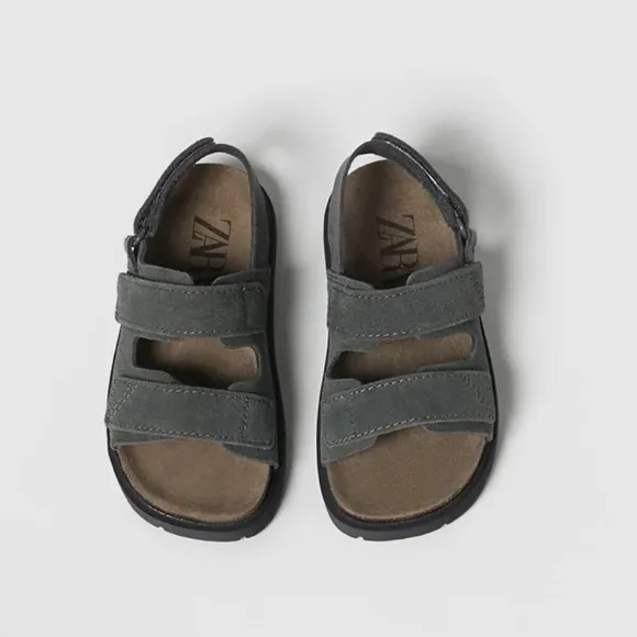Leather sandals