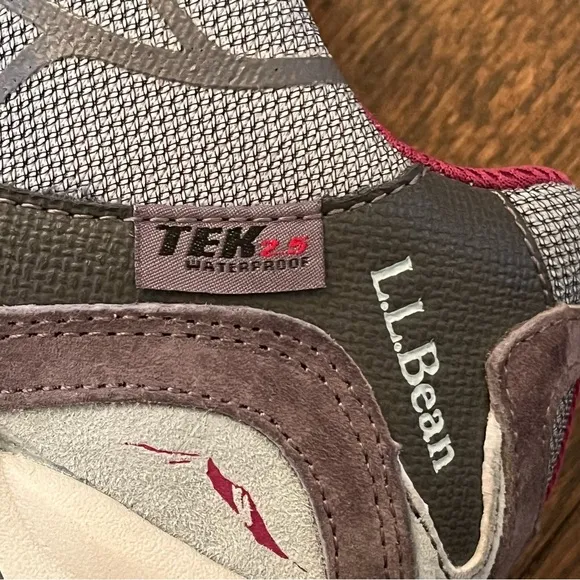 L.L. Bean Tek 2.5 Vertigrip Waterproof Hiking Shoes Boots Gray Magenta 7 EUC