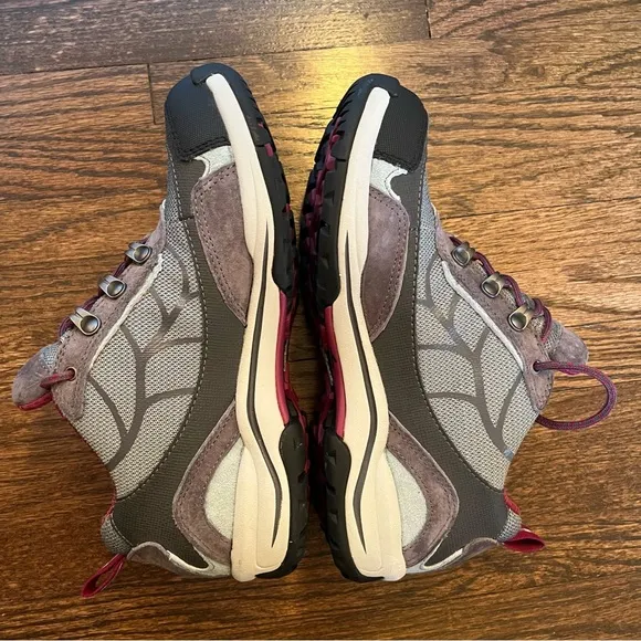 L.L. Bean Tek 2.5 Vertigrip Waterproof Hiking Shoes Boots Gray Magenta 7 EUC