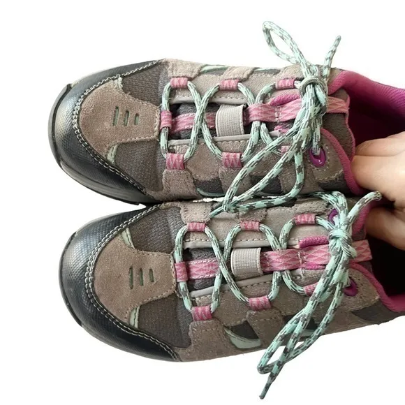 L.L. Bean Trail Model Low Hiker‎ Girls Sneakers