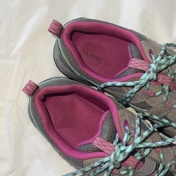 L.L. Bean Trail Model Low Hiker‎ Girls Sneakers