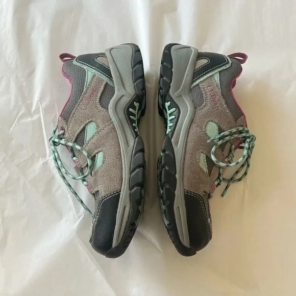 L.L. Bean Trail Model Low Hiker‎ Girls Sneakers