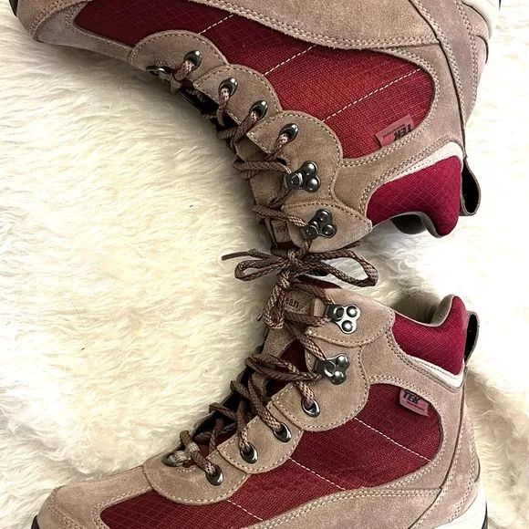 L.L. Bean Women's hiking trail Snow Sneakers 3, Mid Lace-Up
