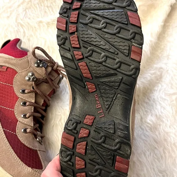 L.L. Bean Women's hiking trail Snow Sneakers 3, Mid Lace-Up