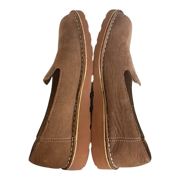 LL Bean Womens Tan Brown Stonington Nubuck Leather Slip-on Loafer Flats Size 7 M