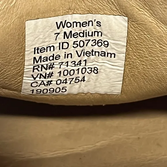 LL Bean Womens Tan Brown Stonington Nubuck Leather Slip-on Loafer Flats Size 7 M