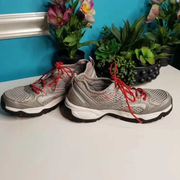 LLBean Hiking/Trail Sneakers Red Grey