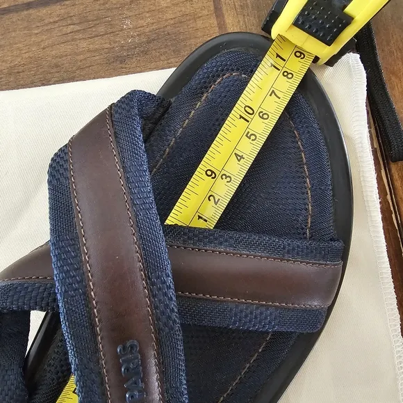 Louis Vuitton Blue and Brown Sandals with Cross-Strap Design