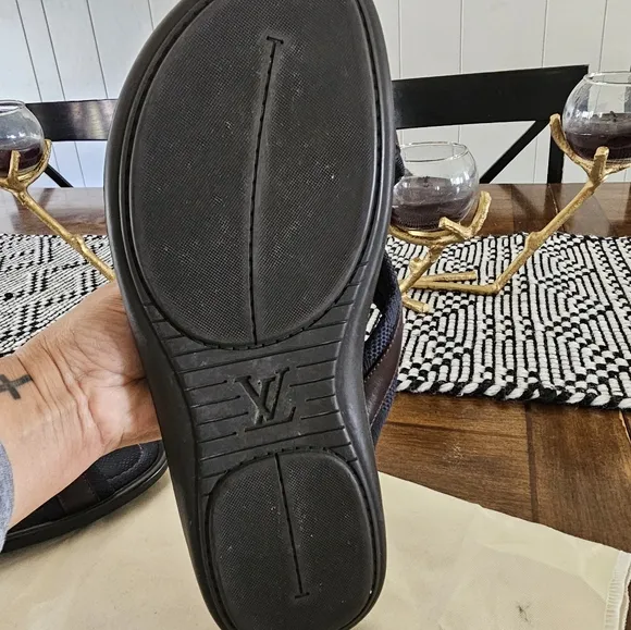Louis Vuitton Blue and Brown Sandals with Cross-Strap Design