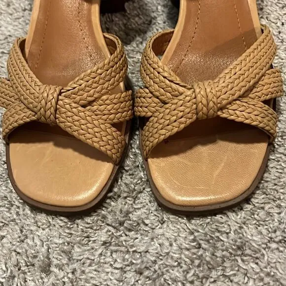 LUCKY BRAND $109 Tan 6.5 7.5 NEW Jathan Braided Leather Bead Detail Sandals