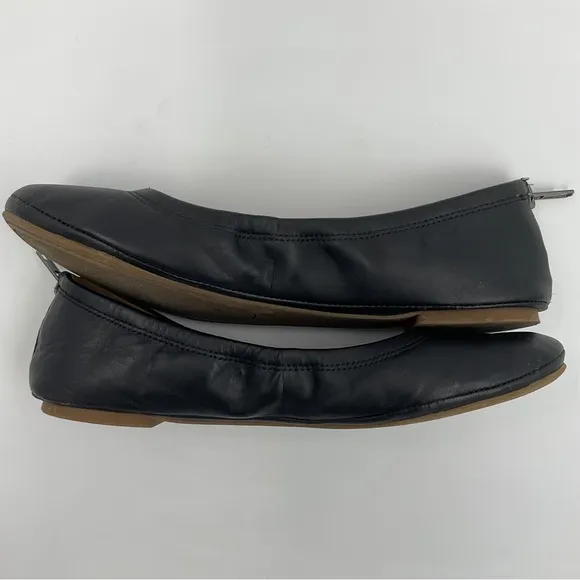 Lucky Brand EUC Eikia Black Leather Ballet Flats Zip Back Size 9M / 40