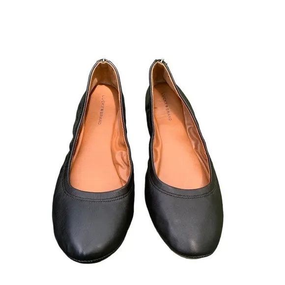Lucky Brand EUC Eikia Black Leather Ballet Flats Zip Back Size 9M / 40