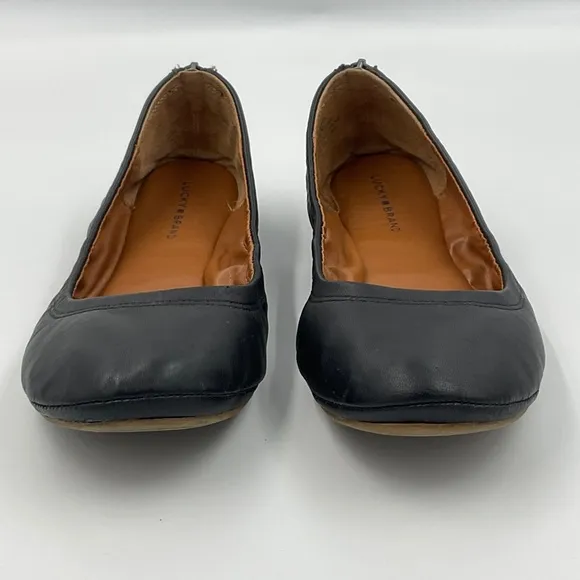 Lucky Brand EUC Eikia Black Leather Ballet Flats Zip Back Size 9M / 40