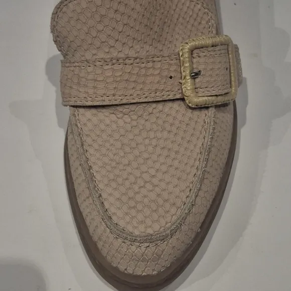 Lucky Brand Women's Tan Leather Buckle Loafer Size US 8 EU 38.5