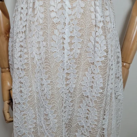 Lulu’s Eliana White &amp; Nude Lace Maxi Dress Size XS Style #615232