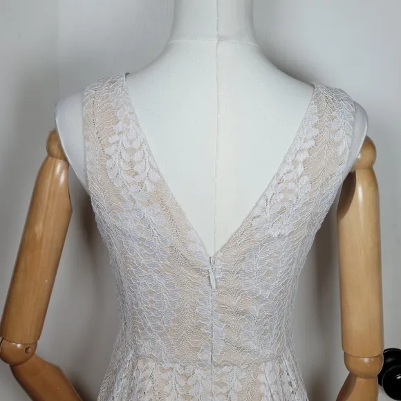 Lulu’s Eliana White &amp; Nude Lace Maxi Dress Size XS Style #615232