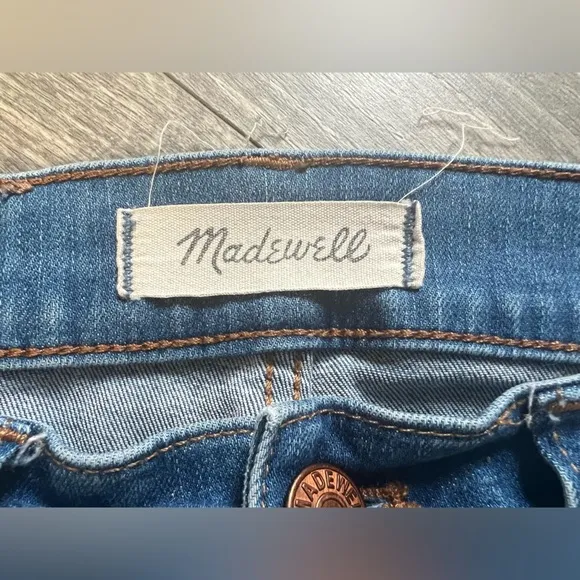 Madewell Cali Demi boot -button fly- raw hems