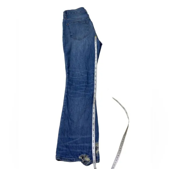 Madewell - Cali Demi-Boot Jeans Button-Front Edition