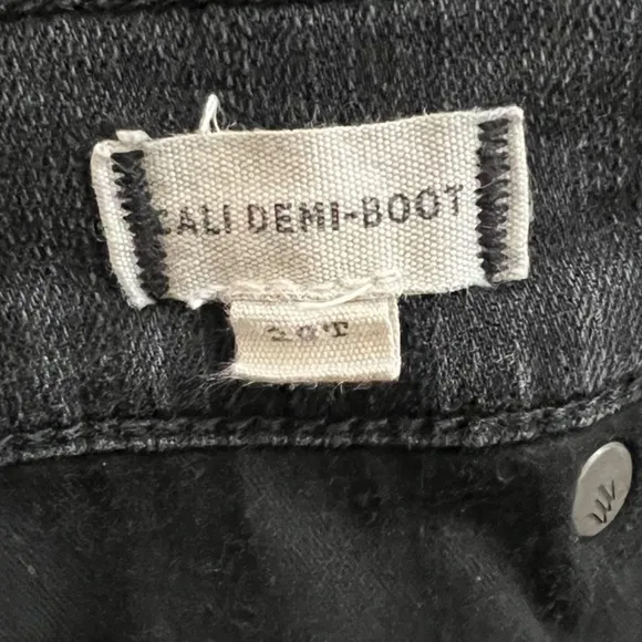 Madewell Cali Demi-Boot Jeans in Berkeley Black: Chewed-Hem Edition Size 28T EUC